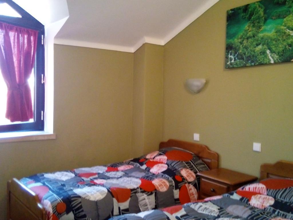 Hotel Residencial Moeda à Coïmbre Extérieur photo