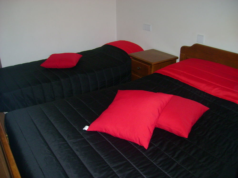 Hotel Residencial Moeda à Coïmbre Extérieur photo
